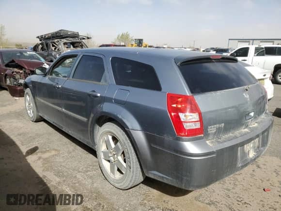 2006 Dodge Magnum SXT with VIN 2D8GZ47V46H344899, listed as a Copart auction lot 48494095 with 264,463 mi miles and Salvage title. Bid and sale history available at DreamBid. Image 2.