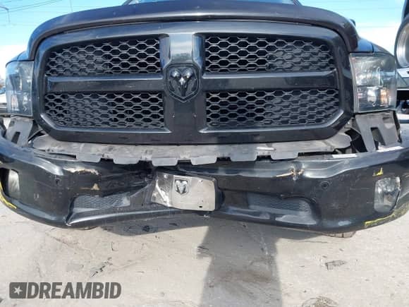 2018 Ram 1500 SLT с VIN 1C6RR6GG3JS304407, выставлен на аукционе IAAI как лот 41362115 с пробегом 124 824 миль миль и . История ставок и продаж доступна на DreamBid. Изображение 6.