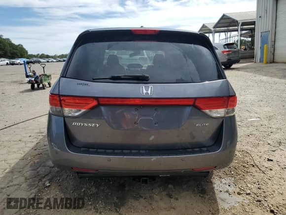 2015 Honda Odyssey Touring Elite с VIN 5FNRL5H9XFB119778, выставлен на аукционе Copart как лот 84543015 с пробегом 136 956 миль миль и Списание • Salvage title. История ставок и продаж доступна на DreamBid. Изображение 6.