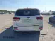 2016 Kia Sorento SXL z VIN 5XYPKDA53GG086158, wystawiony jako IAAI lot #43352887 z przebiegiem 168 301 mil mil oraz . Historia ofert i sprzedaży dostępna na DreamBid. Obrazek 16.