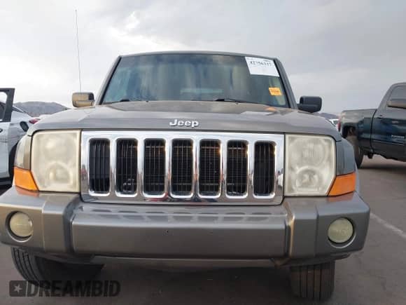 2008 Jeep Commander Sport с VIN 1J8HG48NX8C172027, выставлен на аукционе IAAI как лот 42756337 с пробегом 178 777 миль миль и . История ставок и продаж доступна на DreamBid. Изображение 12.