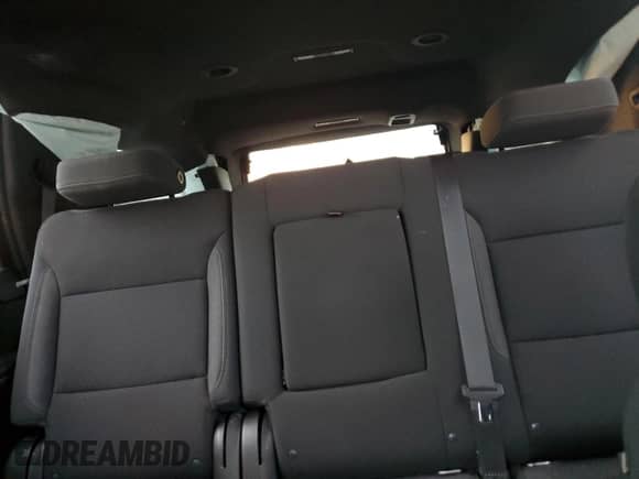 2021 Chevrolet Tahoe LS с VIN 1GNSCMKD5MR229435, выставлен на аукционе Copart как лот 81240864 с пробегом 103 660 миль миль и На запчасти • Non repairable. История ставок и продаж доступна на DreamBid. Изображение 10.