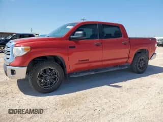 2017 Toyota Tundra SR5 z VIN 5TFEW5F11HX216878, wystawiony jako Copart lot #66284165 z przebiegiem 71 108 mil mil oraz Szkoda całkowita • Salvage title. Historia ofert i sprzedaży dostępna na DreamBid. Obrazek 1.