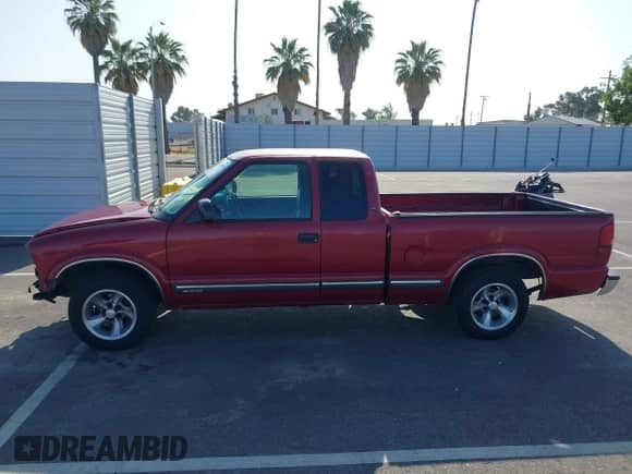 2000 Chevrolet S-10 LS с VIN 1GCCS19W1Y8240112, выставлен на аукционе IAAI как лот 42573609 с пробегом 41 810 миль миль и . История ставок и продаж доступна на DreamBid. Изображение 15.