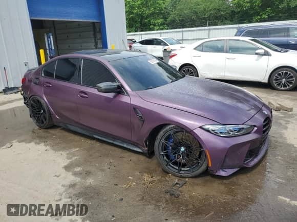 2023 BMW M3 Competition xDrive z VIN WBS43AY06PFP98572, wystawiony jako Copart lot #62995195 z przebiegiem Nie podano mil oraz Szkoda całkowita • Salvage title. Historia ofert i sprzedaży dostępna na DreamBid. Obrazek 4.