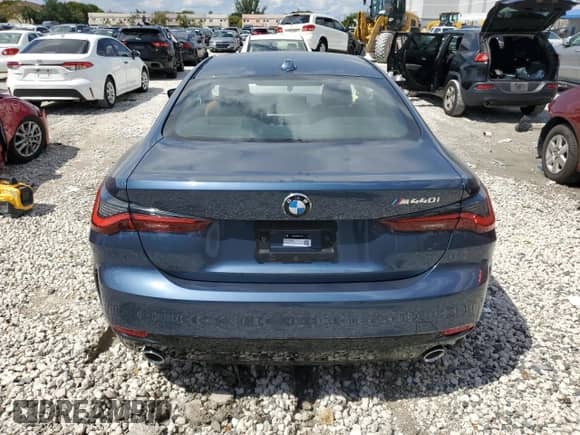 2025 BMW 4 Series 430i with VIN WBA43DA07SCU37586, listed as a Copart auction lot 52437105 with 812 mi miles and Salvage title. Bid and sale history available at DreamBid. Image 6.
