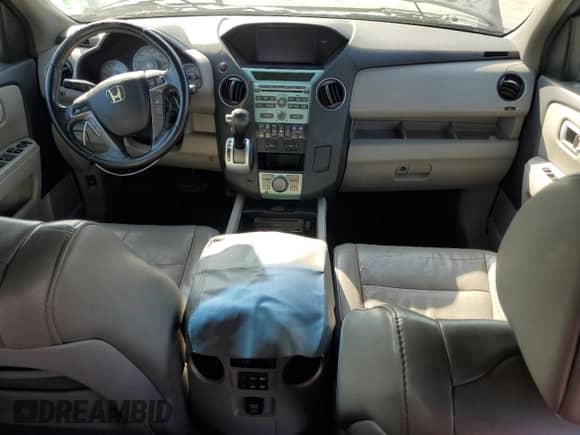 2011 Honda Pilot EX-L с VIN 5FNYF3H77BB043050, выставлен на аукционе Copart как лот 82700075 с пробегом 207 636 миль миль и Списание • Salvage title. История ставок и продаж доступна на DreamBid. Изображение 8.