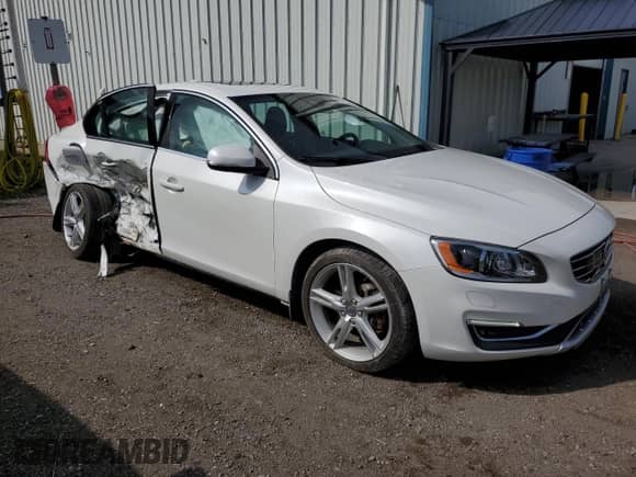 2016 Volvo S60 T5 Premier с VIN YV1612TK2G2410730, выставлен на аукционе Copart как лот 81571325 с пробегом 182 456 миль миль и Чистый • Clean title. История ставок и продаж доступна на DreamBid. Изображение 4.