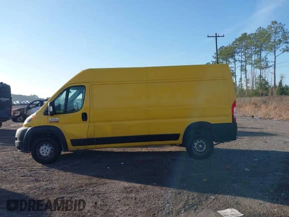 2021 Ram ProMaster z VIN 3C6ERVDG8ME505711, wystawiony jako IAAI lot #41444331 z przebiegiem 154 397 mil mil oraz . Historia ofert i sprzedaży dostępna na DreamBid. Obrazek 14.