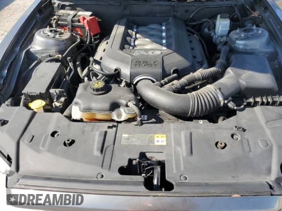 2013 Ford Mustang GT Premium z VIN 1ZVBP8CF4D5268350, wystawiony jako Copart lot #83868615 z przebiegiem 108 706 mil mil oraz Szkoda całkowita • Salvage title. Historia ofert i sprzedaży dostępna na DreamBid. Obrazek 11.