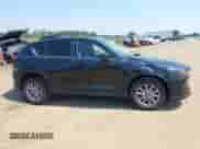 2025 Mazda CX-5 S Preferred z VIN JM3KFBCL0S0684955, wystawiony jako IAAI lot #43011872 z przebiegiem 3 362 mil mil oraz . Historia ofert i sprzedaży dostępna na DreamBid. Obrazek 13.