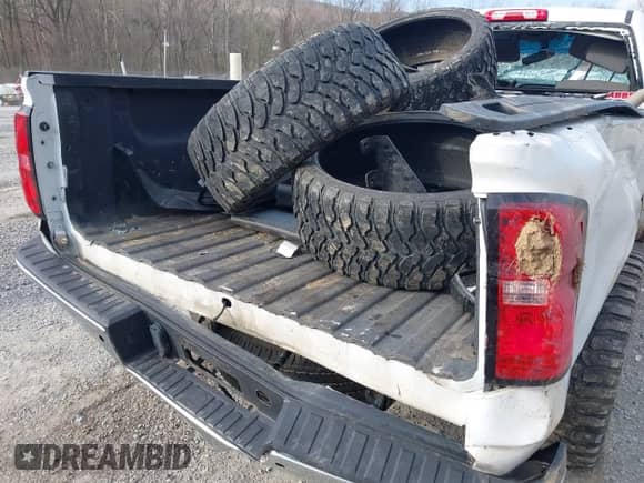 2015 Chevrolet Silverado 1500 Work Truck с VIN 1GCNCPEH6FZ437333, выставлен на аукционе IAAI как лот 41866525 с пробегом 76 526 миль миль и . История ставок и продаж доступна на DreamBid. Изображение 22.