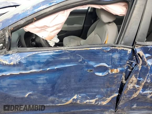 2018 Hyundai Elantra SEL с VIN 5NPD84LF4JH343626, выставлен на аукционе Copart как лот 67739634 с пробегом Не указан миль и Списание • Salvage title. История ставок и продаж доступна на DreamBid. Изображение 7.