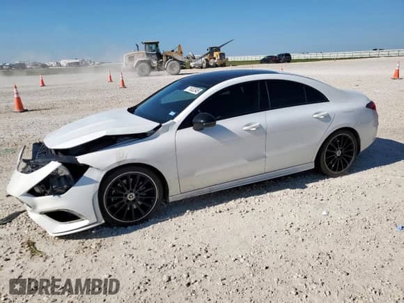 2020 Mercedes-Benz CLA 250 с VIN W1K5J4GB9LN090828, выставлен на аукционе Copart как лот 71632345 с пробегом 74 289 миль миль и Списание • Salvage title. История ставок и продаж доступна на DreamBid. Изображение 1.