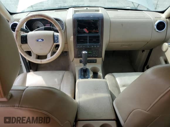 2006 Ford Explorer Limited с VIN 1FMEU75826ZA13253, выставлен на аукционе Copart как лот 80170415 с пробегом 245 409 миль миль и Списание • Salvage title. История ставок и продаж доступна на DreamBid. Изображение 8.