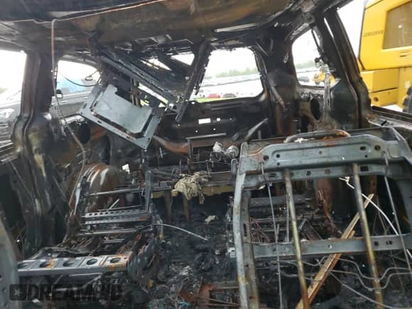 2010 Dodge Grand Caravan SXT с VIN 2D4RN5DX0AR379668, выставлен на аукционе Copart как лот 59014635 с пробегом Не указан миль и На запчасти • Non repairable. История ставок и продаж доступна на DreamBid. Изображение 10.