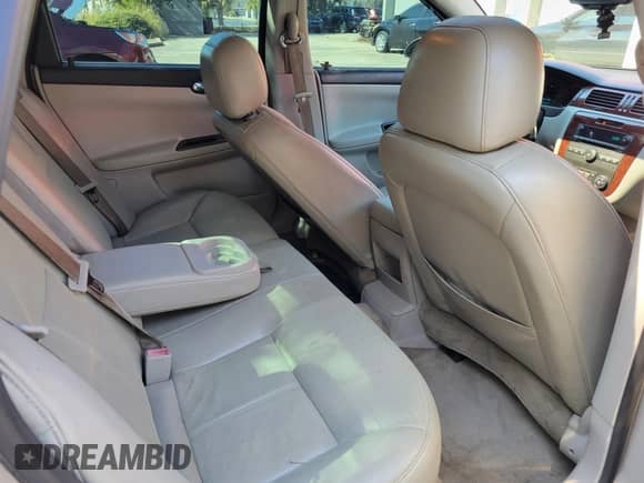 2008 Chevrolet Impala LT с VIN 2G1WT58K889253923, выставлен на аукционе IAAI как лот 41710235 с пробегом 205 983 миль миль и . История ставок и продаж доступна на DreamBid. Изображение 7.