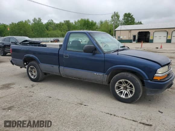 2000 Chevrolet S-10 с VIN 1GCCS1458YK259872, выставлен на аукционе Copart как лот 55914675 с пробегом 128 383 миль миль и Чистый • Clean title. История ставок и продаж доступна на DreamBid. Изображение 4.