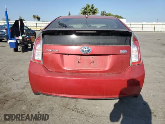 2012 Toyota Prius Three with VIN JTDKN3DU3C1560327, listed as a Copart auction lot 71490625 with 176,854 mi miles and Salvage title. Bid and sale history available at DreamBid. Image 6.