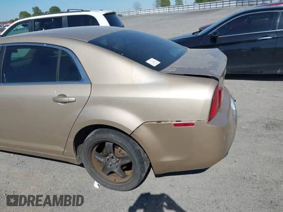 2008 Chevrolet Malibu 1FL с VIN 1G1ZG57N68F275407, выставлен на аукционе IAAI как лот 41996728 с пробегом 329 637 миль миль и . История ставок и продаж доступна на DreamBid. Изображение 14.