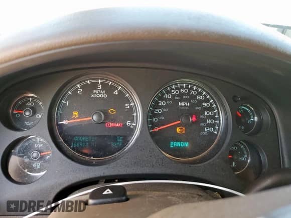 2013 Chevrolet Avalanche LTZ z VIN 3GNMCGE05DG336438, wystawiony jako Copart lot #67603635 z przebiegiem 166 913 mil mil oraz Szkoda całkowita • Salvage title. Historia ofert i sprzedaży dostępna na DreamBid. Obrazek 9.