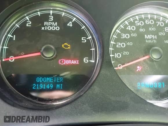2008 Chevrolet Tahoe LTZ с VIN 1GNFC130X8J111137, выставлен на аукционе IAAI как лот 43390456 с пробегом 219 149 миль миль и . История ставок и продаж доступна на DreamBid. Изображение 7.