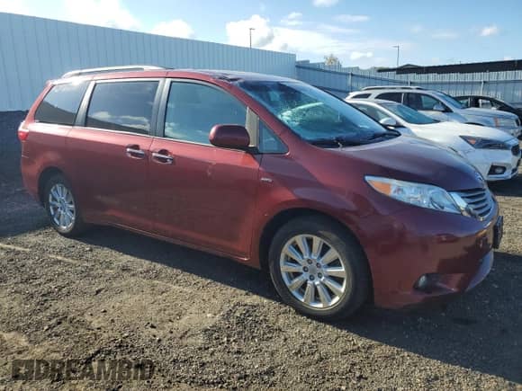 2017 Toyota Sienna XLE with VIN 5TDDZ3DC1HS163021, listed as a Copart auction lot 71069665 with 78,615 mi miles and Salvage title. Bid and sale history available at DreamBid. Image 4.