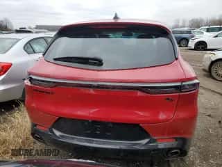 2024 Dodge Hornet R/T with VIN ZACPDFCW0R3A21953, listed as a Copart auction lot 83653844 with 611 mi miles and Salvage title. Bid and sale history available at DreamBid. Image 6.