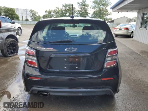 2018 Chevrolet Sonic LT с VIN 1G1JD6SB7J4127972, выставлен на аукционе Copart как лот 70391755 с пробегом 28 776 миль миль и Списание • Salvage title. История ставок и продаж доступна на DreamBid. Изображение 6.