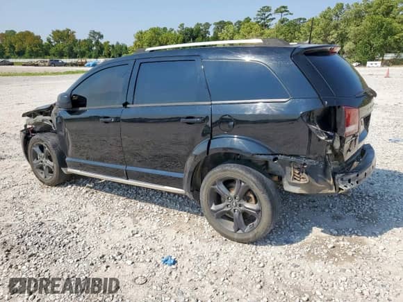 2020 Dodge Journey Crossroad with VIN 3C4PDCGB5LT250482, listed as a Copart auction lot 81212415 with 101,399 mi miles and Salvage title. Bid and sale history available at DreamBid. Image 2.