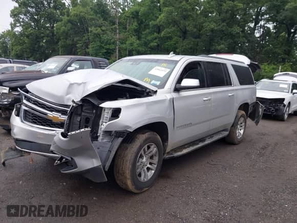 2018 Chevrolet Suburban LT с VIN 1GNSKHKC9JR399374, выставлен на аукционе IAAI как лот 42662435 с пробегом 89 727 миль миль и . История ставок и продаж доступна на DreamBid. Изображение 2.