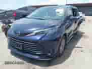 2025 Toyota Sienna XLE z VIN 5TDYRKEC1SS255652, wystawiony jako IAAI lot #42989500 z przebiegiem Nie podano mil oraz . Historia ofert i sprzedaży dostępna na DreamBid. Obrazek 17.