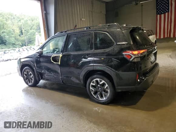 2025 Subaru Forester Premium z VIN JF2SLDDC8SH419845, wystawiony jako Copart lot #70829925 z przebiegiem 8 685 mil mil oraz Szkoda całkowita • Salvage title. Historia ofert i sprzedaży dostępna na DreamBid. Obrazek 2.