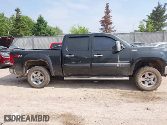 2010 GMC Sierra 1500 SLT with VIN 3GTRKWE34AG125930, listed as a IAAI auction lot 42426398 with 201,616 mi miles and . Bid and sale history available at DreamBid. Image 13.