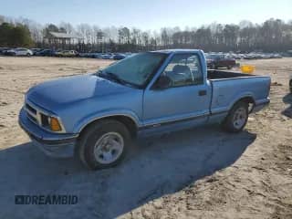 1997 Chevrolet S-10 LS с VIN 1GCCS1445V8164850, выставлен на аукционе Copart как лот 42377425 с пробегом 168 042 миль миль и Чистый • Clean title. История ставок и продаж доступна на DreamBid. Изображение 1.