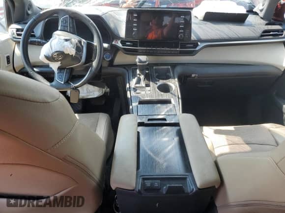 2021 Toyota Sienna Limited z VIN 5TDZSKFC3MS032524, wystawiony jako Copart lot #66026355 z przebiegiem 47 906 mil mil oraz Szkoda całkowita • Salvage title. Historia ofert i sprzedaży dostępna na DreamBid. Obrazek 8.