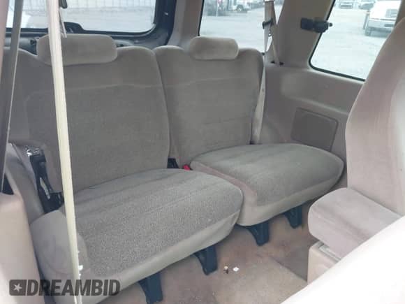 2000 Ford Explorer Sport с VIN 1FMYU60E0YUA32680, выставлен на аукционе IAAI как лот 43313986 с пробегом 286 978 миль миль и . История ставок и продаж доступна на DreamBid. Изображение 8.