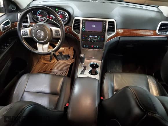 2012 Jeep Grand Cherokee Limited z VIN 1C4RJFBT9CC249950, wystawiony jako Copart lot #68299315 z przebiegiem 218 587 mil mil oraz Szkoda całkowita • Salvage title. Historia ofert i sprzedaży dostępna na DreamBid. Obrazek 8.