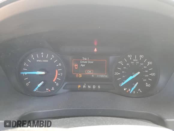 2019 Ford Explorer z VIN 1FM5K7B88KGA76647, wystawiony jako Copart lot #52180405 z przebiegiem 111 937 mil mil oraz Czysty tytuł • Clean title. Historia ofert i sprzedaży dostępna na DreamBid. Obrazek 9.