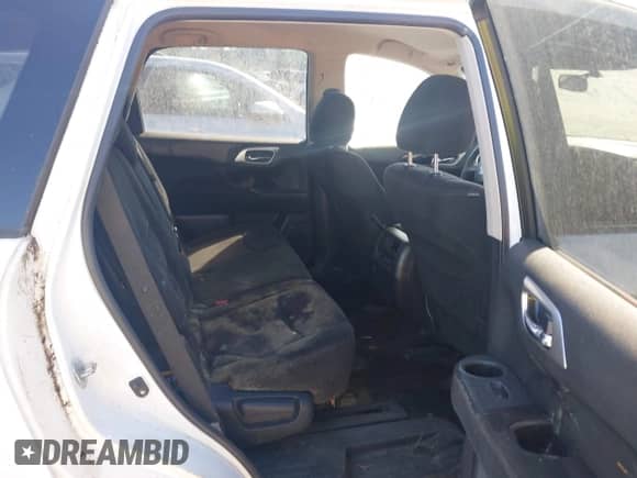 2013 Nissan Pathfinder SL with VIN 5N1AR2MN5DC667576, listed as a IAAI auction lot 43445497 with 209,724 mi miles and . Bid and sale history available at DreamBid. Image 8.