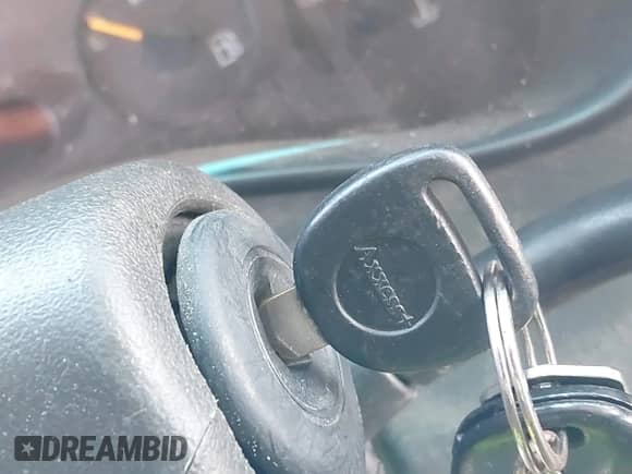 2005 Chevrolet Tahoe LT с VIN 1GNEC13T85R205097, выставлен на аукционе IAAI как лот 42896546 с пробегом 267 121 миль миль и . История ставок и продаж доступна на DreamBid. Изображение 11.