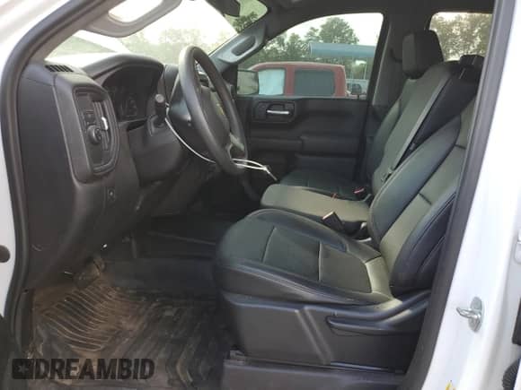 2020 Chevrolet Silverado 1500 Work Truck z VIN 1GCRWAEF2LZ261848, wystawiony jako Copart lot #70438015 z przebiegiem 77 426 mil mil oraz Szkoda całkowita • Salvage title. Historia ofert i sprzedaży dostępna na DreamBid. Obrazek 7.