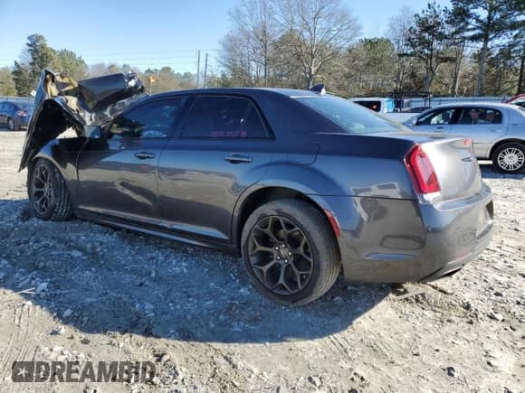 2016 Chrysler 300 S Alloy Edition с VIN 2C3CCABGXGH269797, выставлен на аукционе Copart как лот 88712765 с пробегом Не указан миль и Списание • Salvage title. История ставок и продаж доступна на DreamBid. Изображение 2.