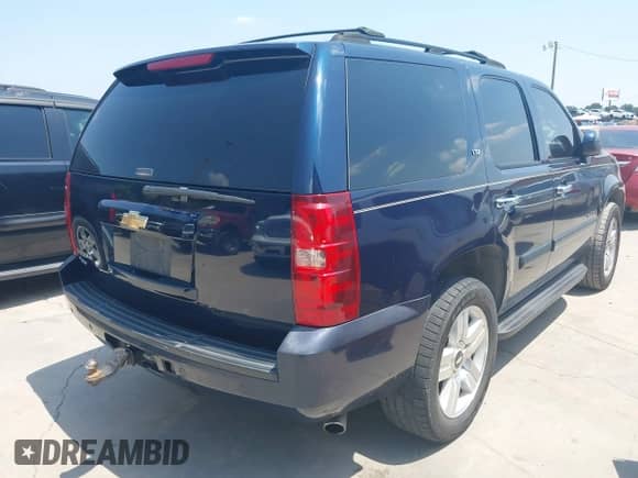 2007 Chevrolet Tahoe LS with VIN 1GNFC13J17R159814, listed as a IAAI auction lot 42924124 with 282,141 mi miles and . Bid and sale history available at DreamBid. Image 4.