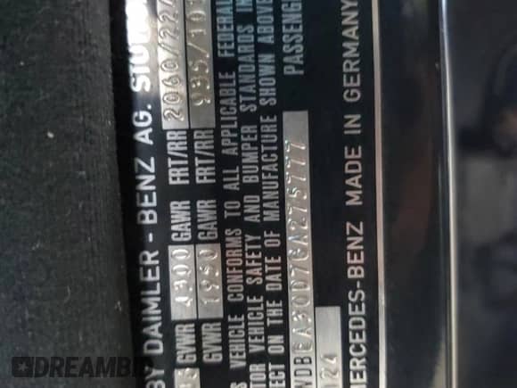 1986 Mercedes-Benz 300 E with VIN WDBEA30D7GA275777, listed as a Copart auction lot 69126415 with 76,435 mi miles and Clean title. Bid and sale history available at DreamBid. Image 12.