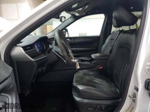 2023 Jeep Grand Cherokee Altitude with VIN 1C4RJHAG8PC544186, listed as a Copart auction lot 80485515 with 111,139 mi miles and Clean title. Bid and sale history available at DreamBid. Image 7.