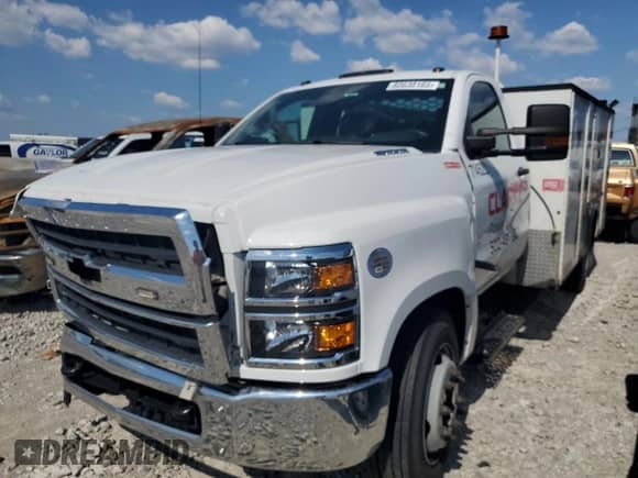 2022 Chevrolet Silverado 1500 with VIN 1HTKHPVK5NH597145, listed as a Copart auction lot 80638165 with 72,747 mi miles and Salvage title. Bid and sale history available at DreamBid. Image 1.