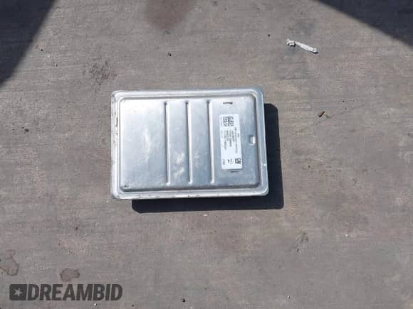 2018 Cadillac Escalade Luxury with VIN 1GYS3BKJ5JR142496, listed as a IAAI auction lot 42215538 with 160,002 mi miles and . Bid and sale history available at DreamBid. Image 12.