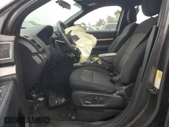 2018 Ford Explorer XLT with VIN 1FM5K8D8XJGA75694, listed as a Copart auction lot 81743435 with Not provided miles and Salvage title. Bid and sale history available at DreamBid. Image 7.