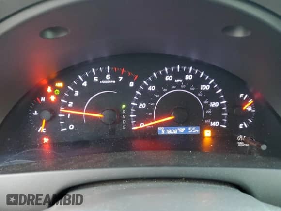 2011 Toyota Camry LE z VIN 4T1BF3EK5BU600040, wystawiony jako Copart lot #86166465 z przebiegiem 97 808 mil mil oraz Czysty tytuł • Clean title. Historia ofert i sprzedaży dostępna na DreamBid. Obrazek 9.